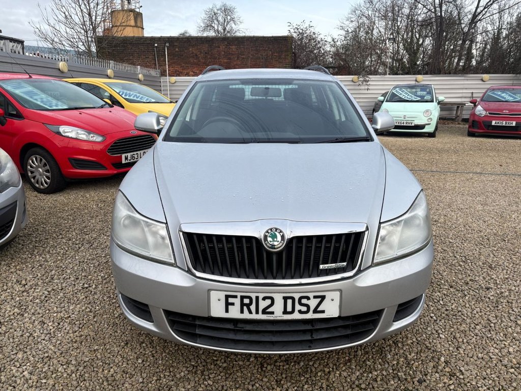 Used Skoda Octavia 2012 for sale - 77139950: Photo 2