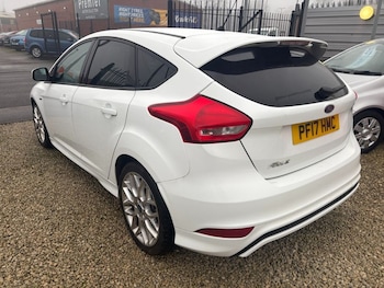 Used Ford Focus 2017 for sale - 77020416: Photo