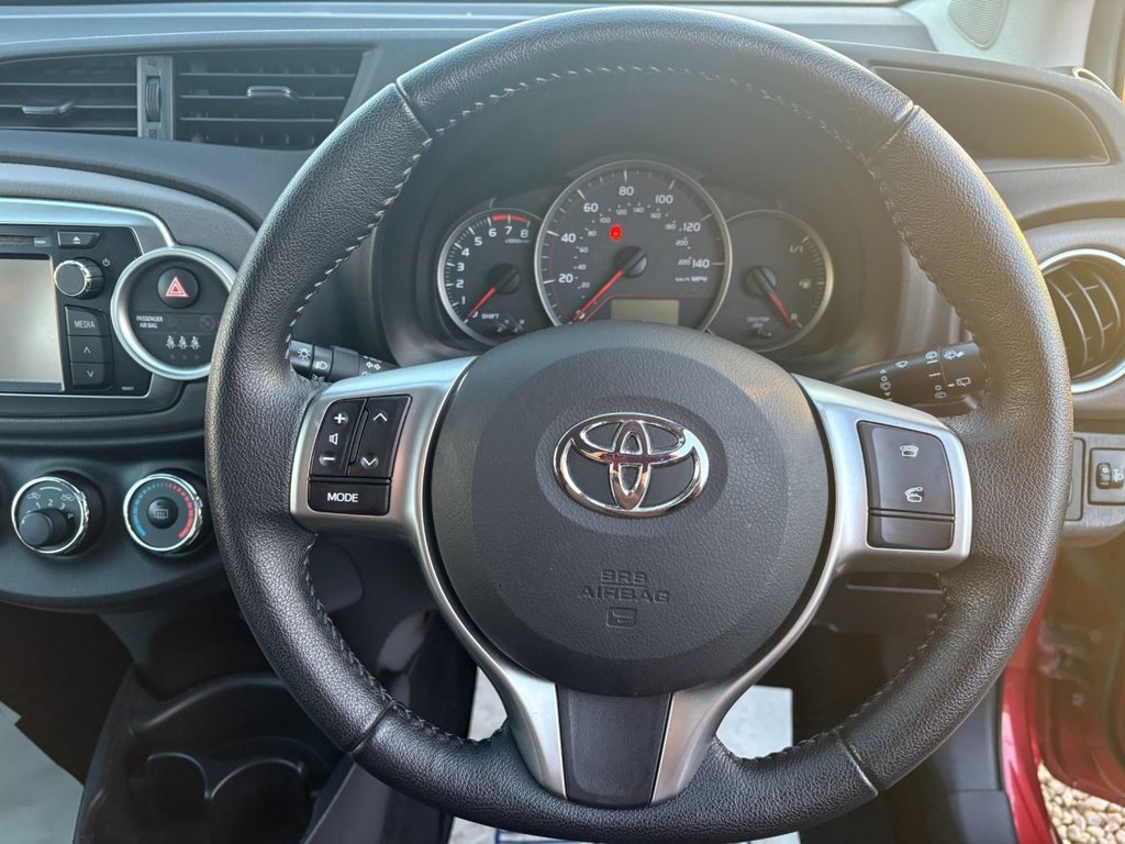 Used Toyota Yaris 2012 for sale - 76962734: Photo 12