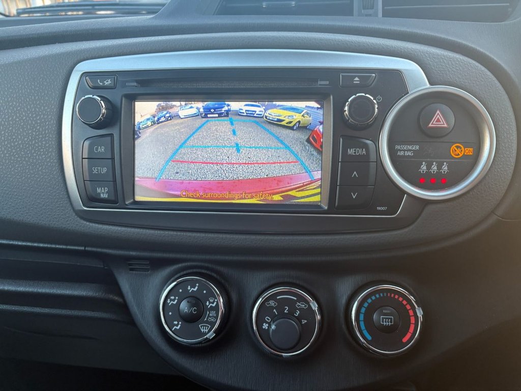 Used Toyota Yaris 2012 for sale - 76962734: Photo 16