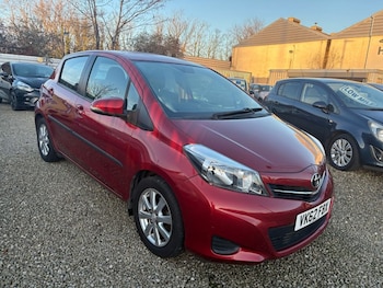 Used Toyota Yaris 2012 for sale - 76962734: Photo