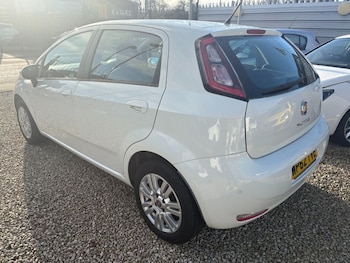 Used Fiat Punto 2013 for sale - 76820941: Photo