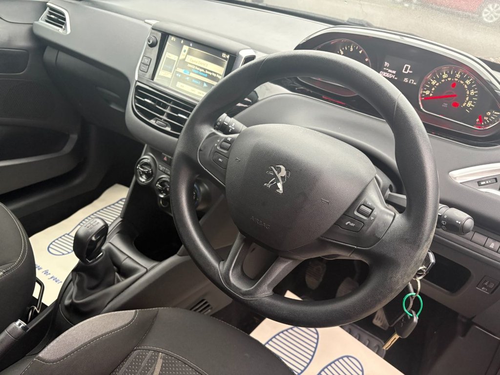 Used Peugeot 208 2014 for sale - 77020420: Photo 11