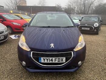 Used Peugeot 208 2014 for sale - 77020420: Photo