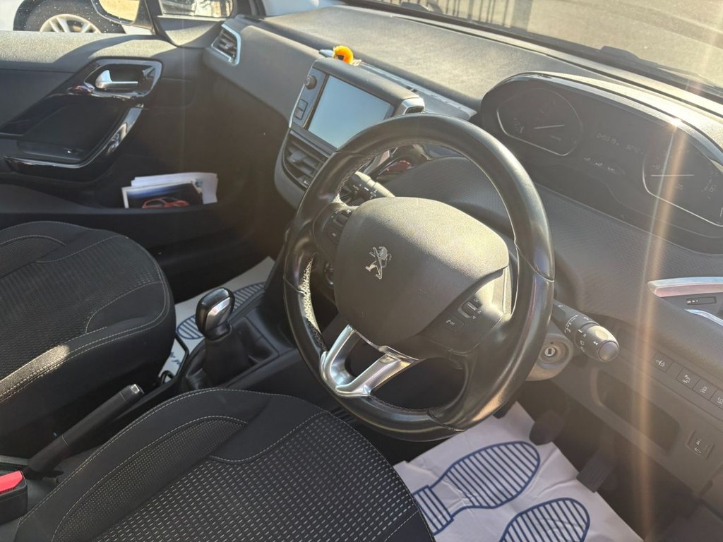 Used Peugeot 208 2015 for sale - 77920254: Photo 12