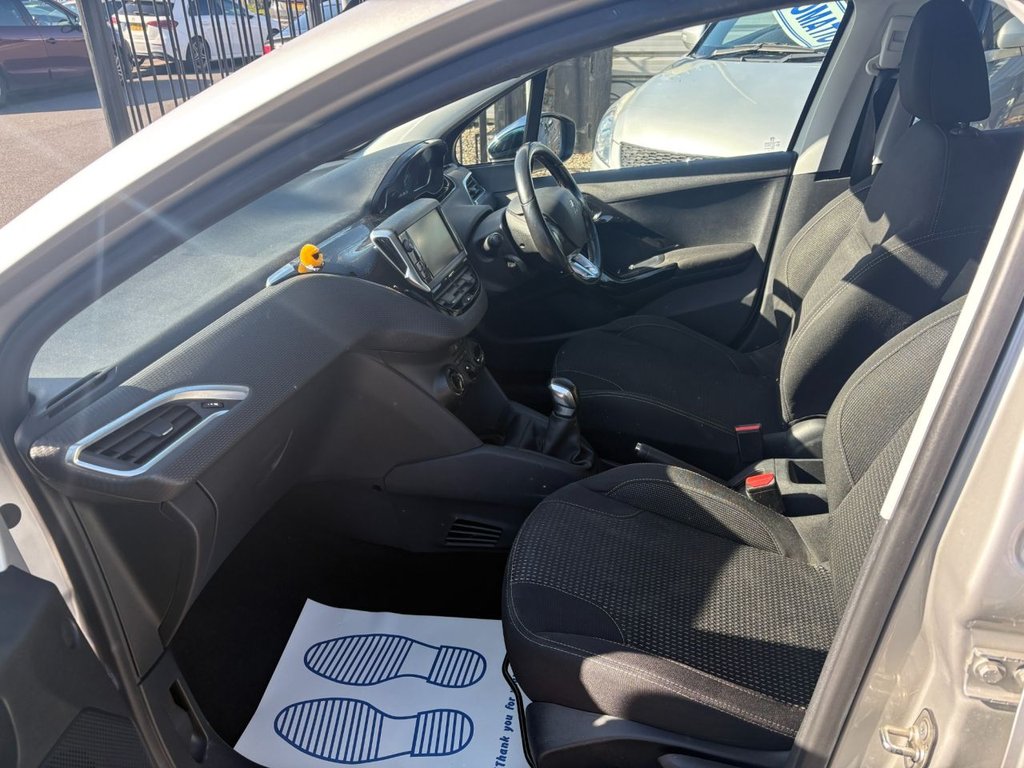 Used Peugeot 208 2015 for sale - 77920254: Photo 17