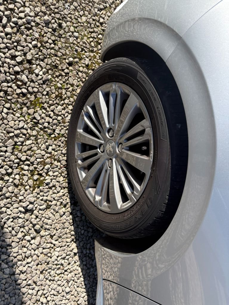 Used Peugeot 208 2015 for sale - 77920254: Photo 21