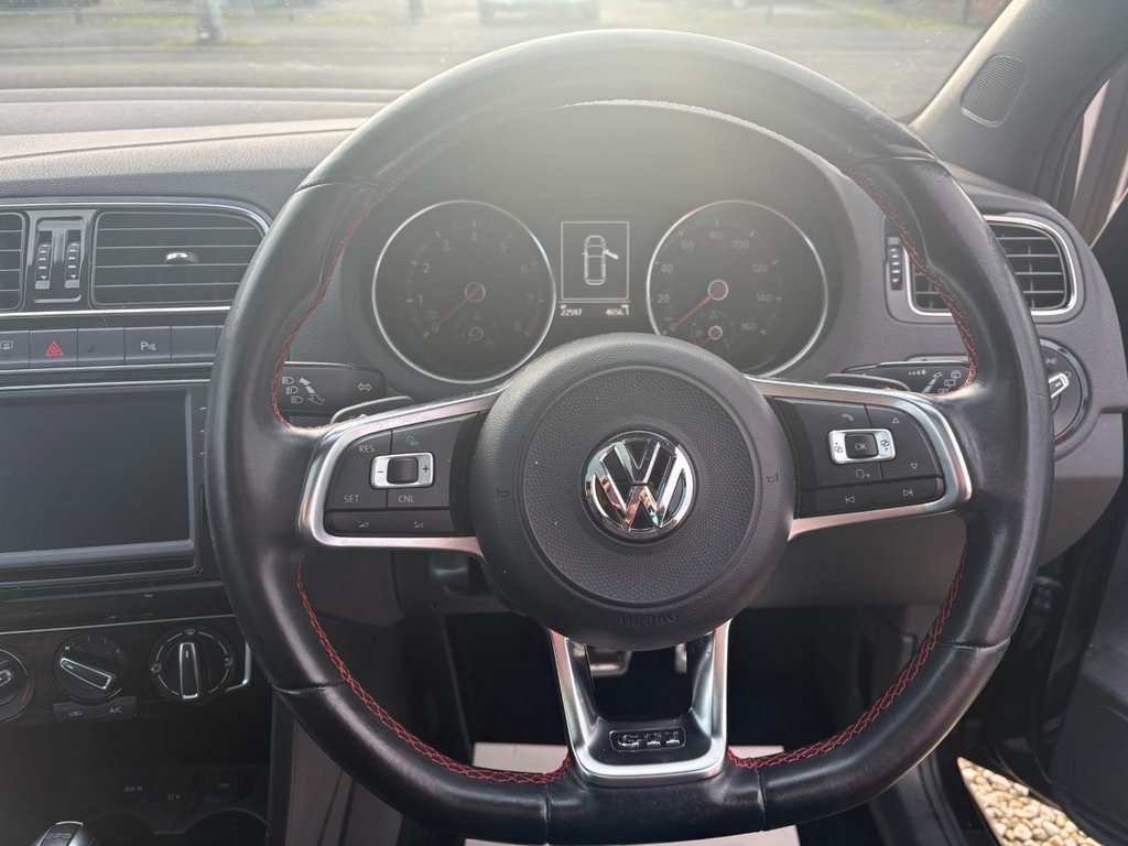 Used Volkswagen Polo 2016 for sale - 76910289: Photo 14