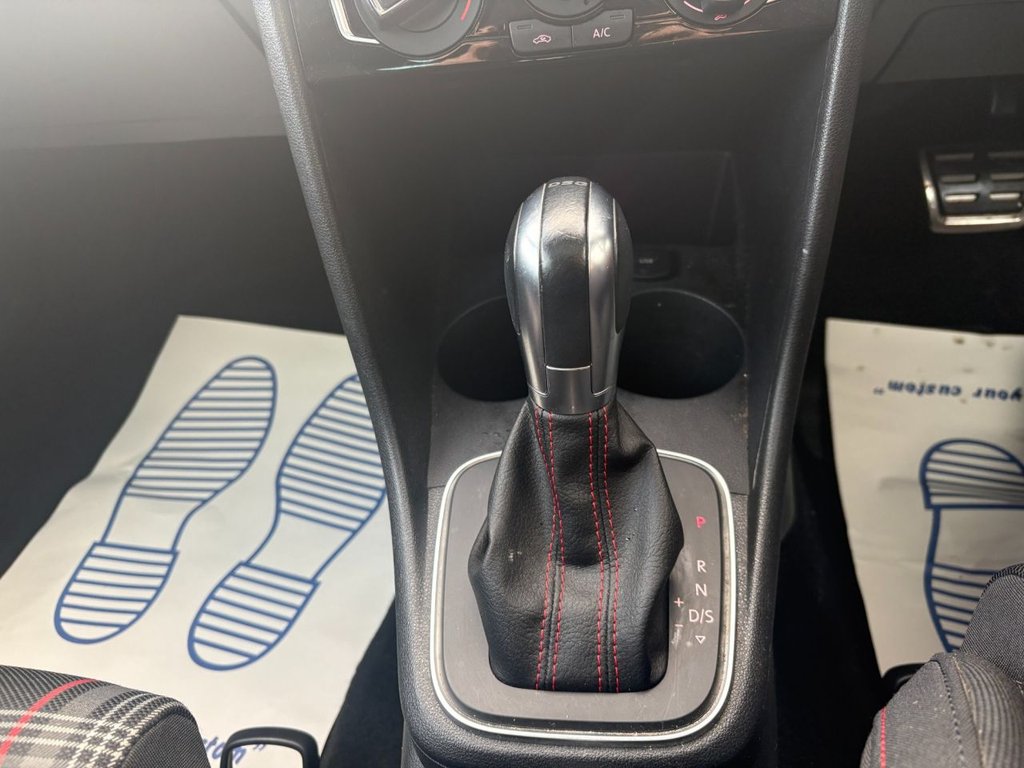 Used Volkswagen Polo 2016 for sale - 76910289: Photo 16