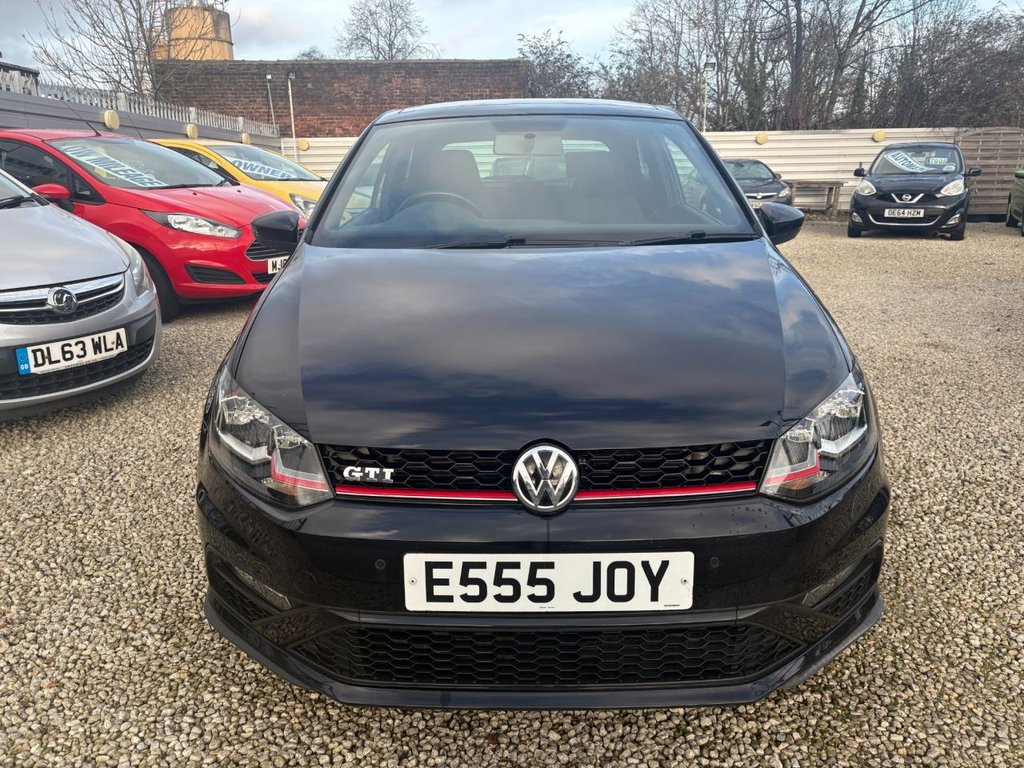 Used Volkswagen Polo 2016 for sale - 76910289: Photo 2