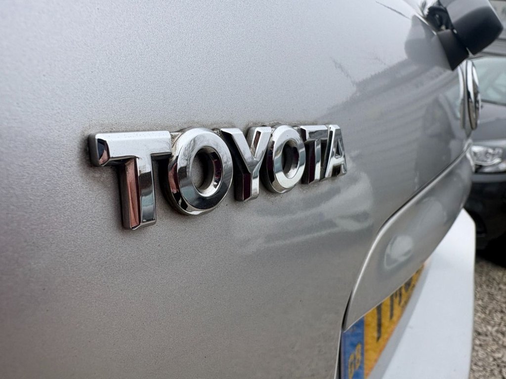 Used Toyota Corolla 2004 for sale - 77967252: Photo 7