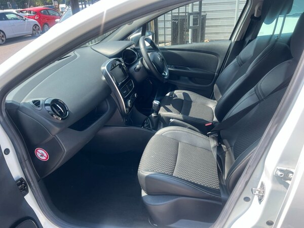 Used Renault Clio 2019 for sale - 74985695: Photo 14