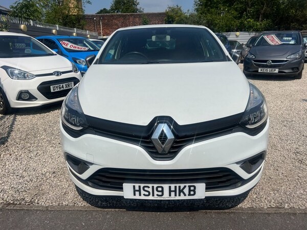 Used Renault Clio 2019 for sale - 74985695: Photo 2