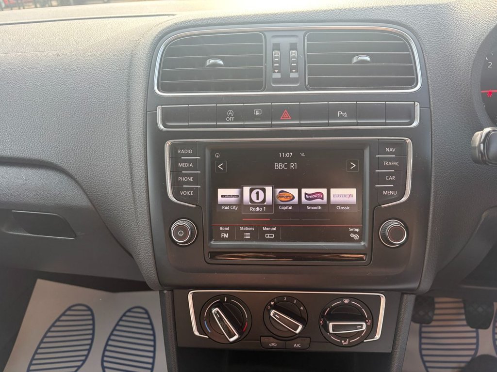 Used Volkswagen Polo 2015 for sale - 77981589: Photo 13