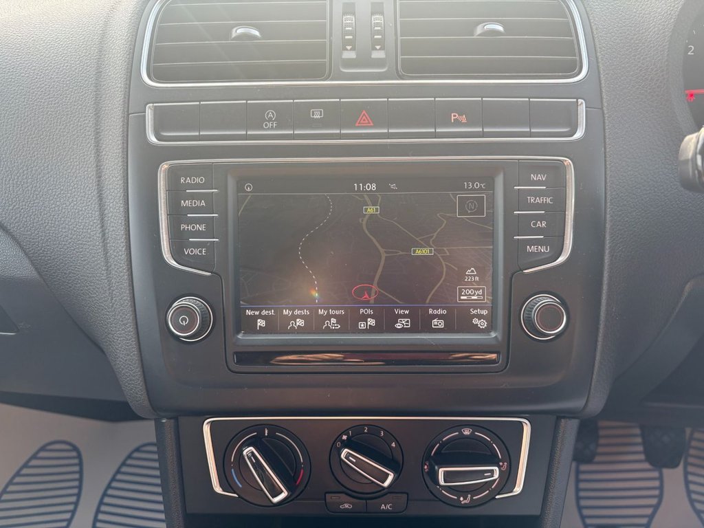 Used Volkswagen Polo 2015 for sale - 77981589: Photo 17