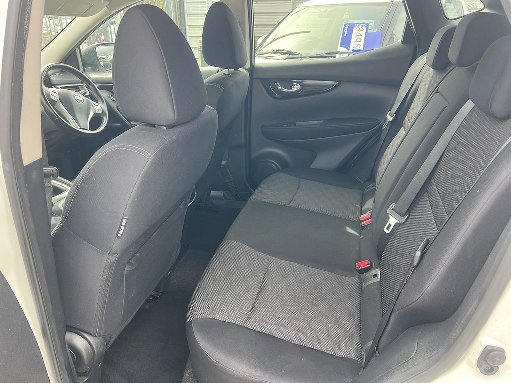 Used Nissan Qashqai 2015 for sale - 76223270: Photo 18