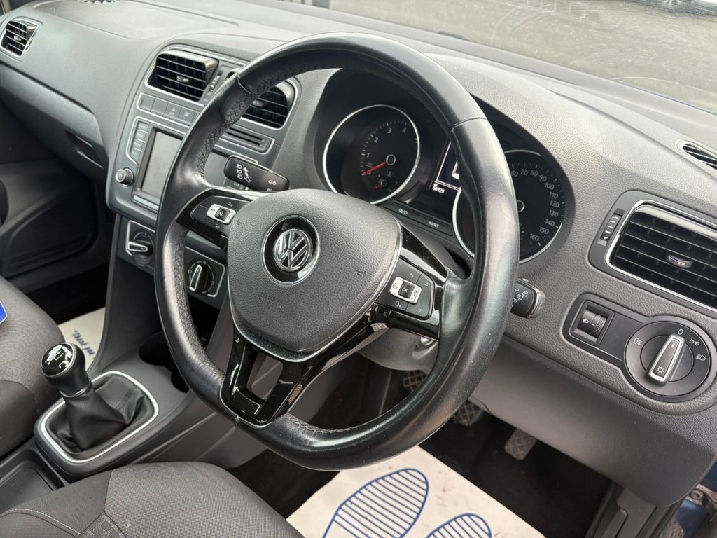 Used Volkswagen Polo 2015 for sale - 76724683: Photo 12
