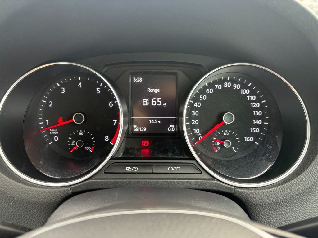 Used Volkswagen Polo 2015 for sale - 76724683: Photo 14