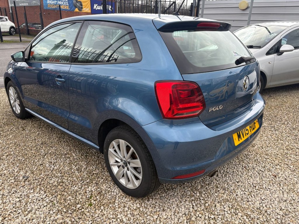 Used Volkswagen Polo 2015 for sale - 76724683: Photo 4