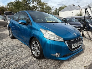 Peugeot - 208