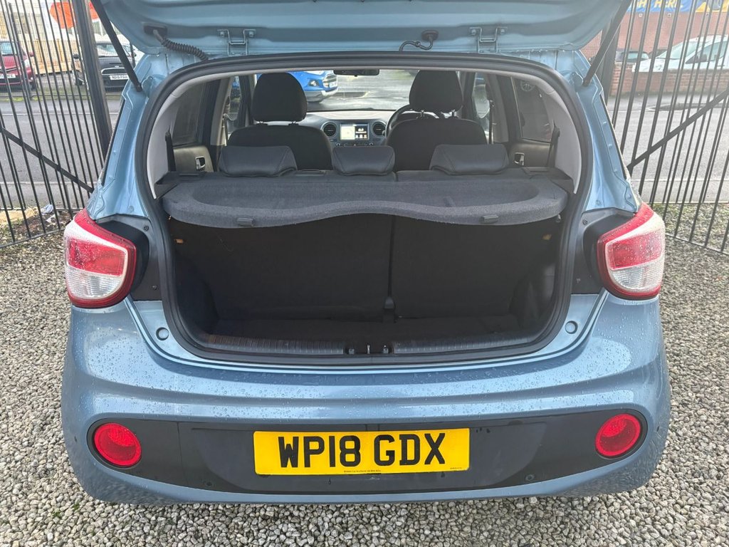 Used Hyundai i10 2018 for sale - 76923755: Photo 9