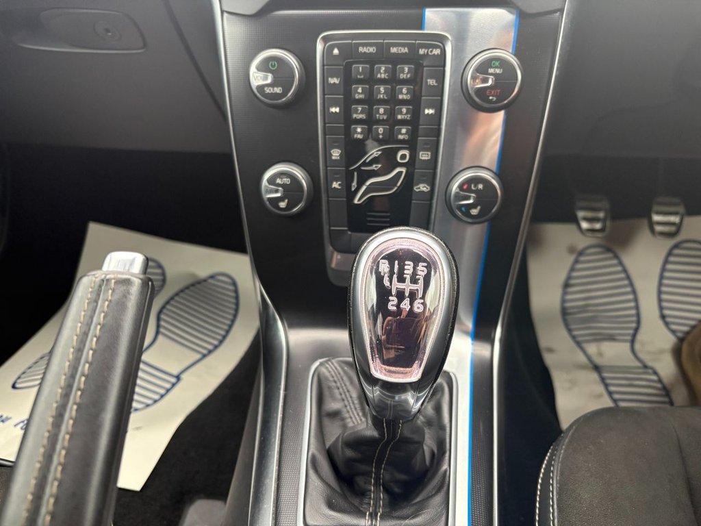 Used Volvo V40 2013 for sale - 76582701: Photo 15