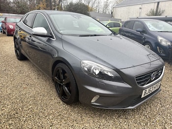 Used Volvo V40 2013 for sale - 76582701: Photo