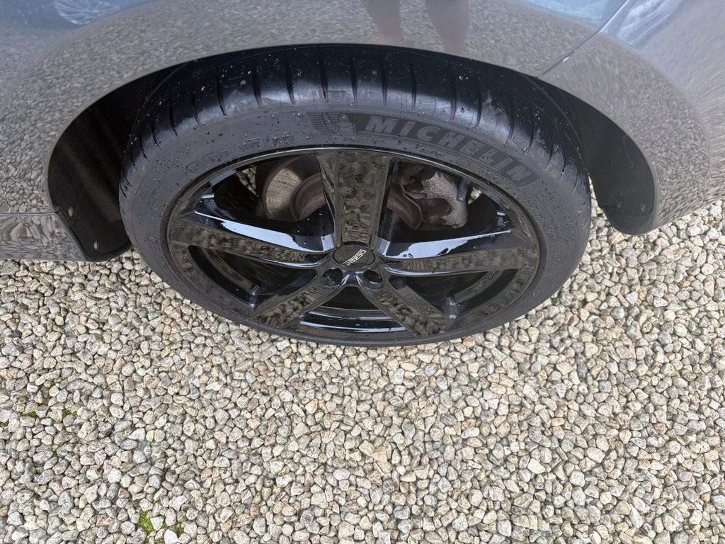 Used Volvo V40 2013 for sale - 76582701: Photo 22