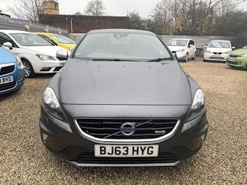 Used Volvo V40 2013 for sale - 76582701: Photo