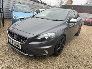 Used Volvo V40 2013 for sale - 76582701: Photo