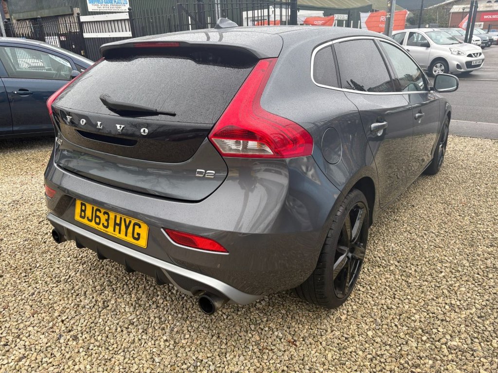 Used Volvo V40 2013 for sale - 76582701: Photo 6
