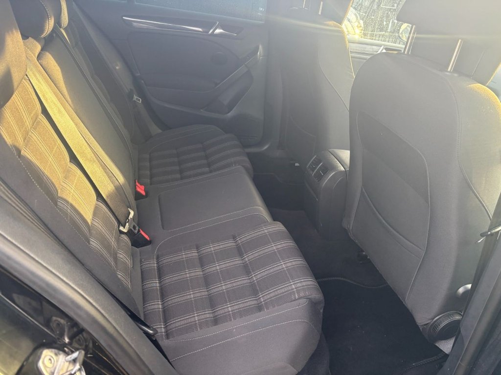 Used Volkswagen Golf 2011 for sale - 76848199: Photo 16