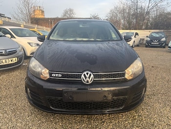 Used Volkswagen Golf 2011 for sale - 76848199: Photo