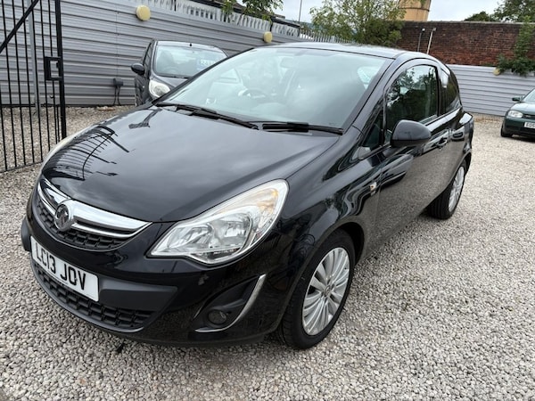 Used Vauxhall Corsa 2013 for sale - 75716194: Photo 3