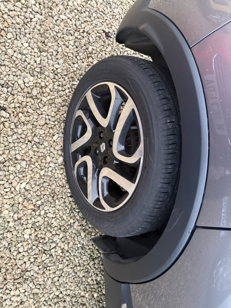 Used Renault Captur 2015 for sale - 76986199: Photo 22