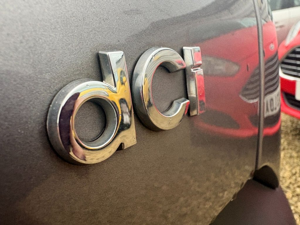 Used Renault Captur 2015 for sale - 76986199: Photo 8