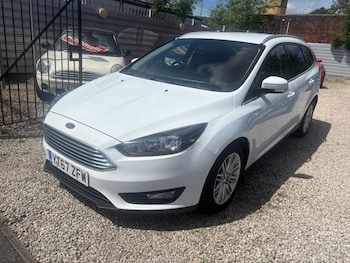 Used Ford Focus 2017 for sale - 78682520: Photo
