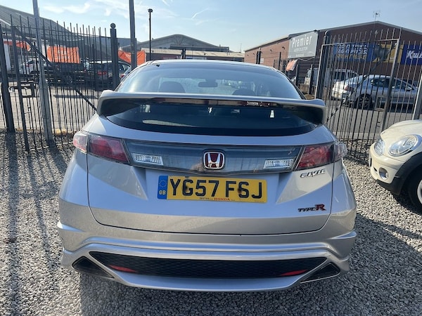 Used Honda Civic 2007 for sale - 74471337: Photo 5
