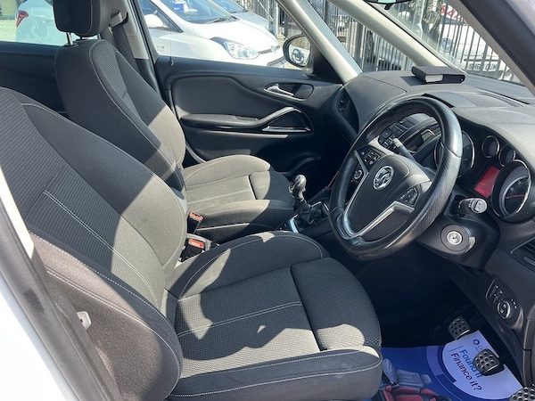 Used Vauxhall Zafira Tourer 2014 for sale - 74471345: Photo 10