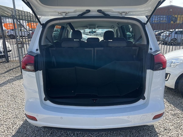 Used Vauxhall Zafira Tourer 2014 for sale - 74471345: Photo 9