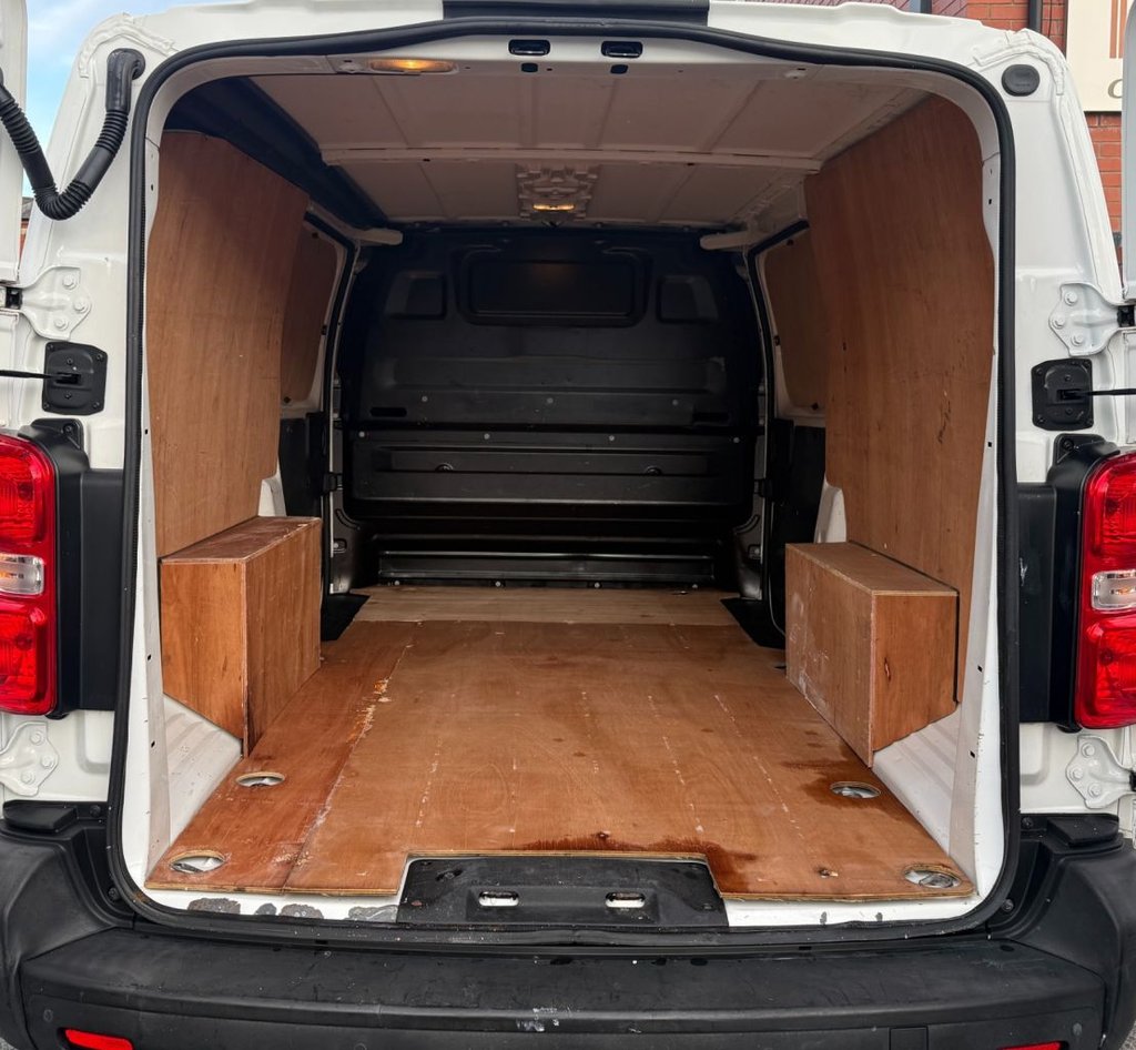 Used Vauxhall Vivaro 2021 for sale - 77360189: Photo 19