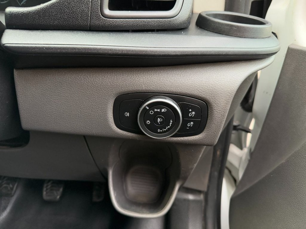 Used Ford Transit Custom 2018 for sale - 77026771: Photo 12