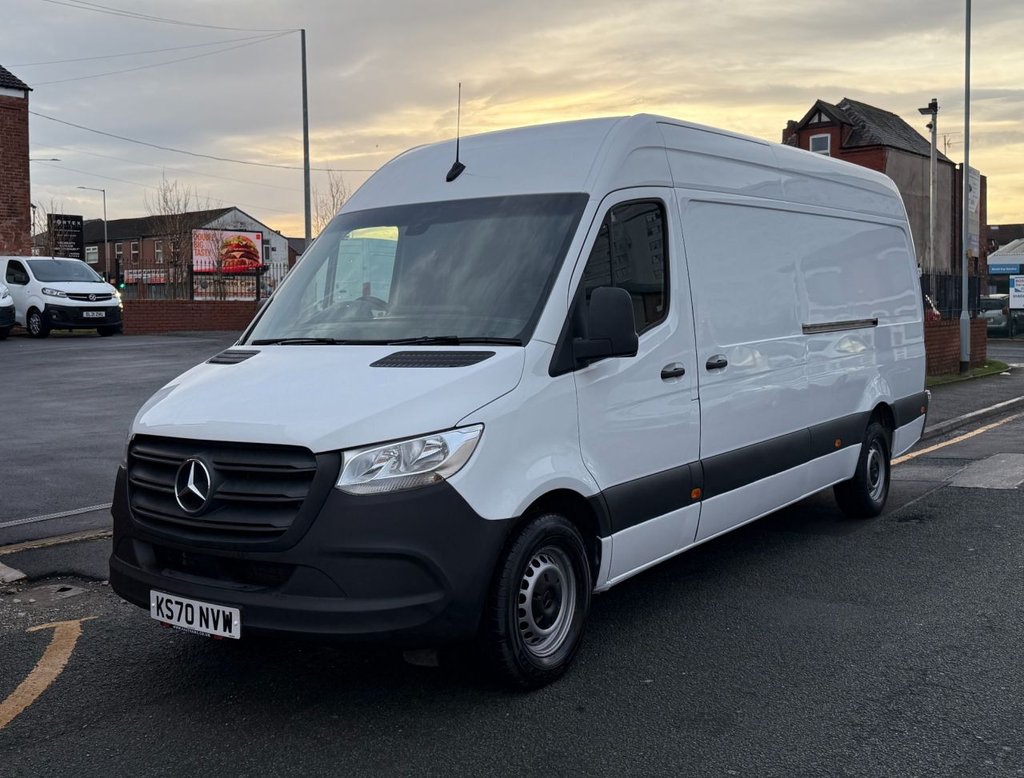 Used Mercedes-Benz Sprinter 2021 for sale - 77122267: Photo 2