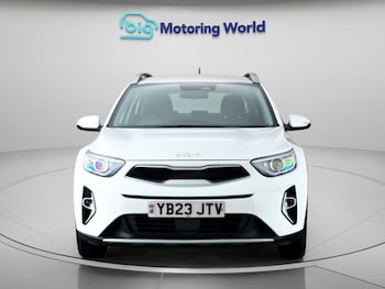 Used Kia Stonic 2023 for sale - 79582028: Photo
