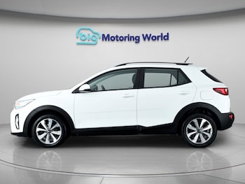 Used Kia Stonic 2023 for sale - 79582028: Photo