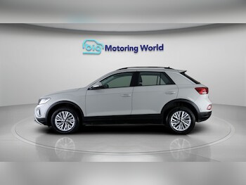 Used Volkswagen T-Roc 2023 for sale - 78596836: Photo