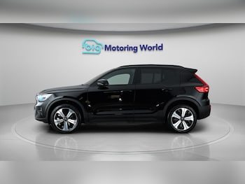 Used Volvo XC40 2023 for sale - 79154271: Photo