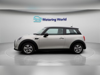Used MINI Hatch 2022 for sale - 78602601: Photo