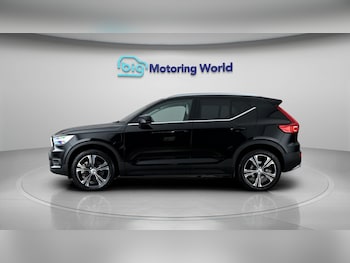 Used Volvo XC40 2022 for sale - 79124989: Photo