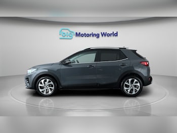 Used Kia Stonic 2023 for sale - 79448308: Photo